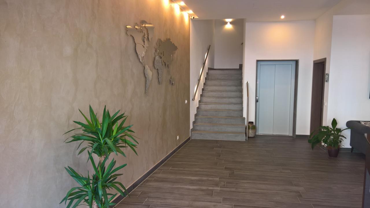 Hotel Im Ried Донауверт Екстер'єр фото