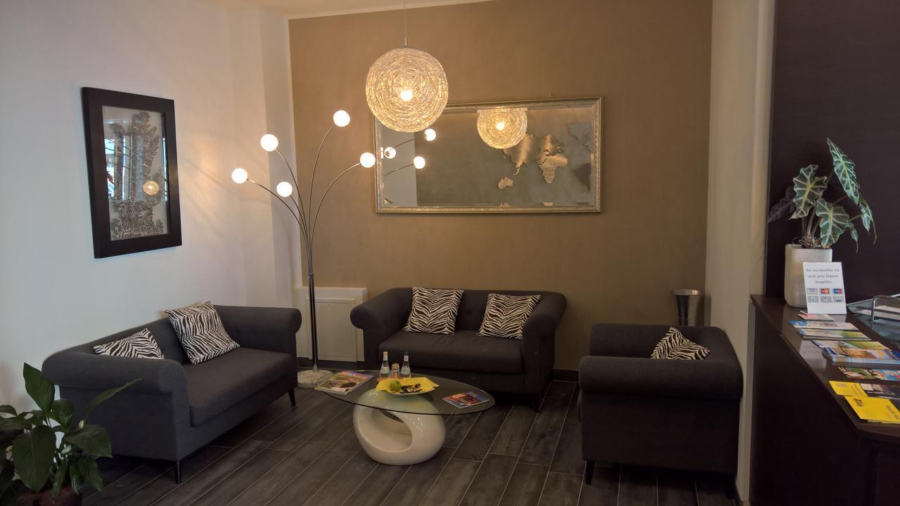 Hotel Im Ried Донауверт Екстер'єр фото